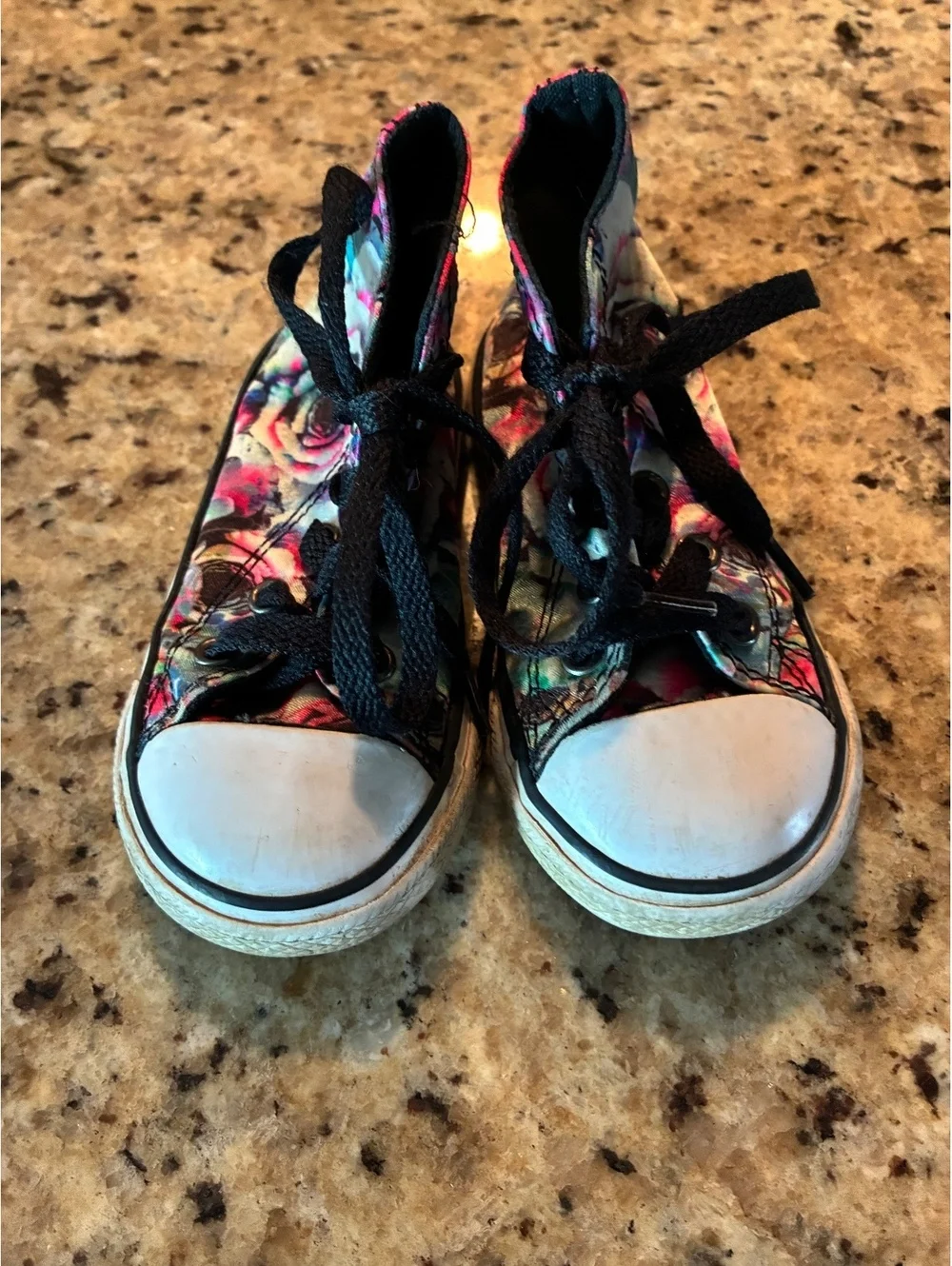 Converse floral low top sneakers